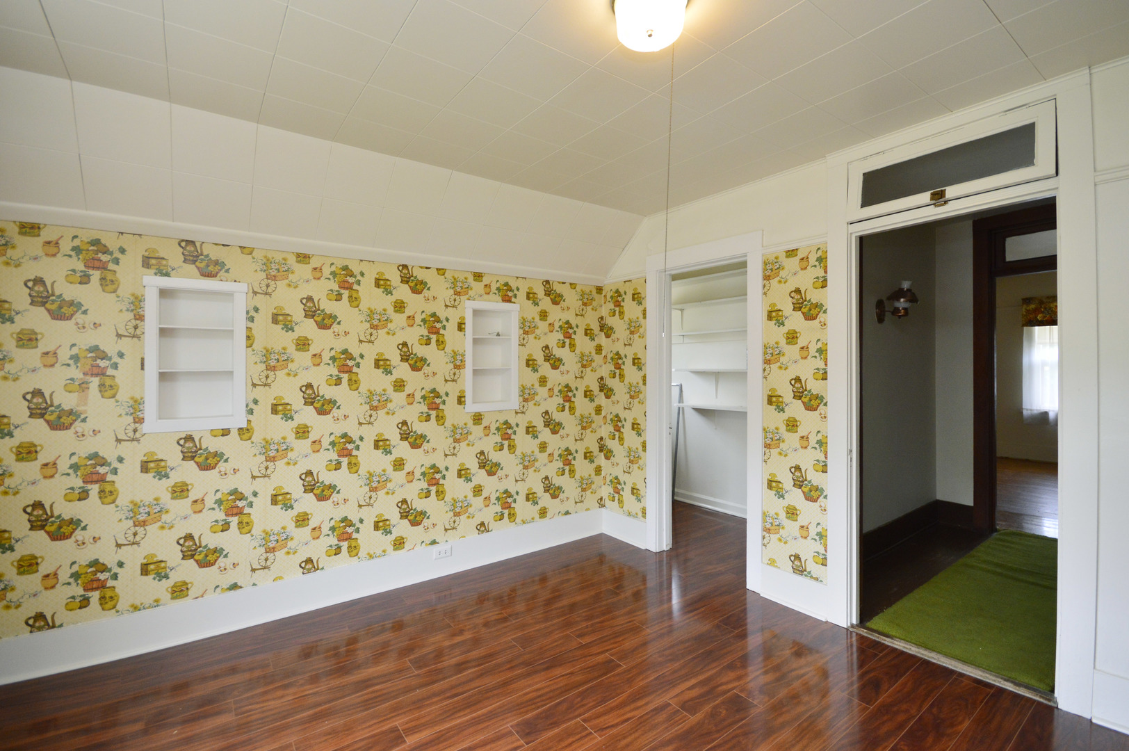 911 Simpson Street Evanston, IL 60201 - Photo 25 of 34