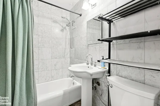 $1,100,000 | 400 Central Park West, Unit 1M | Upper West Side