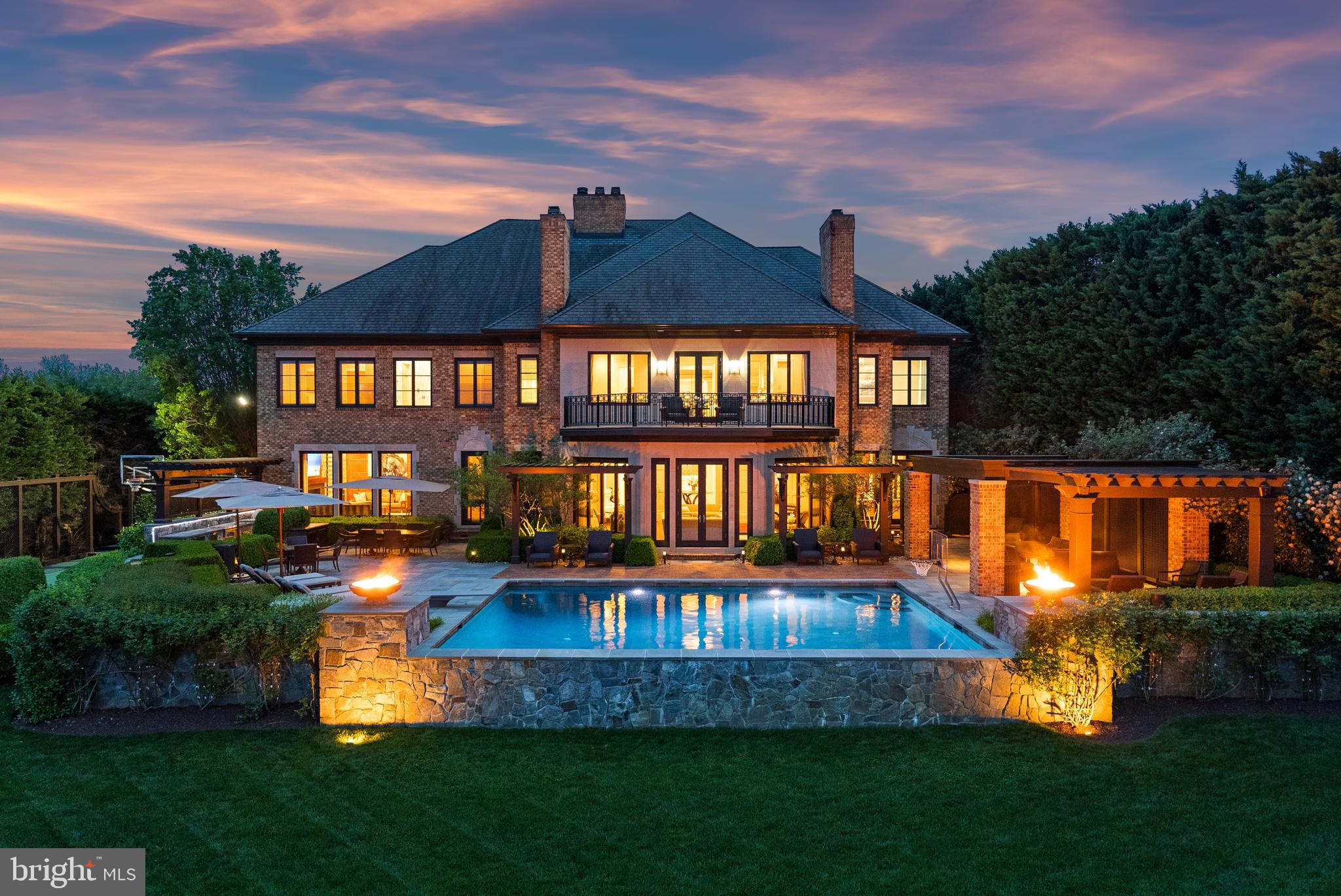 806 Coachway Annapolis, MD 21401 - Photo 1 of 43 a view of a house with backyard and patio