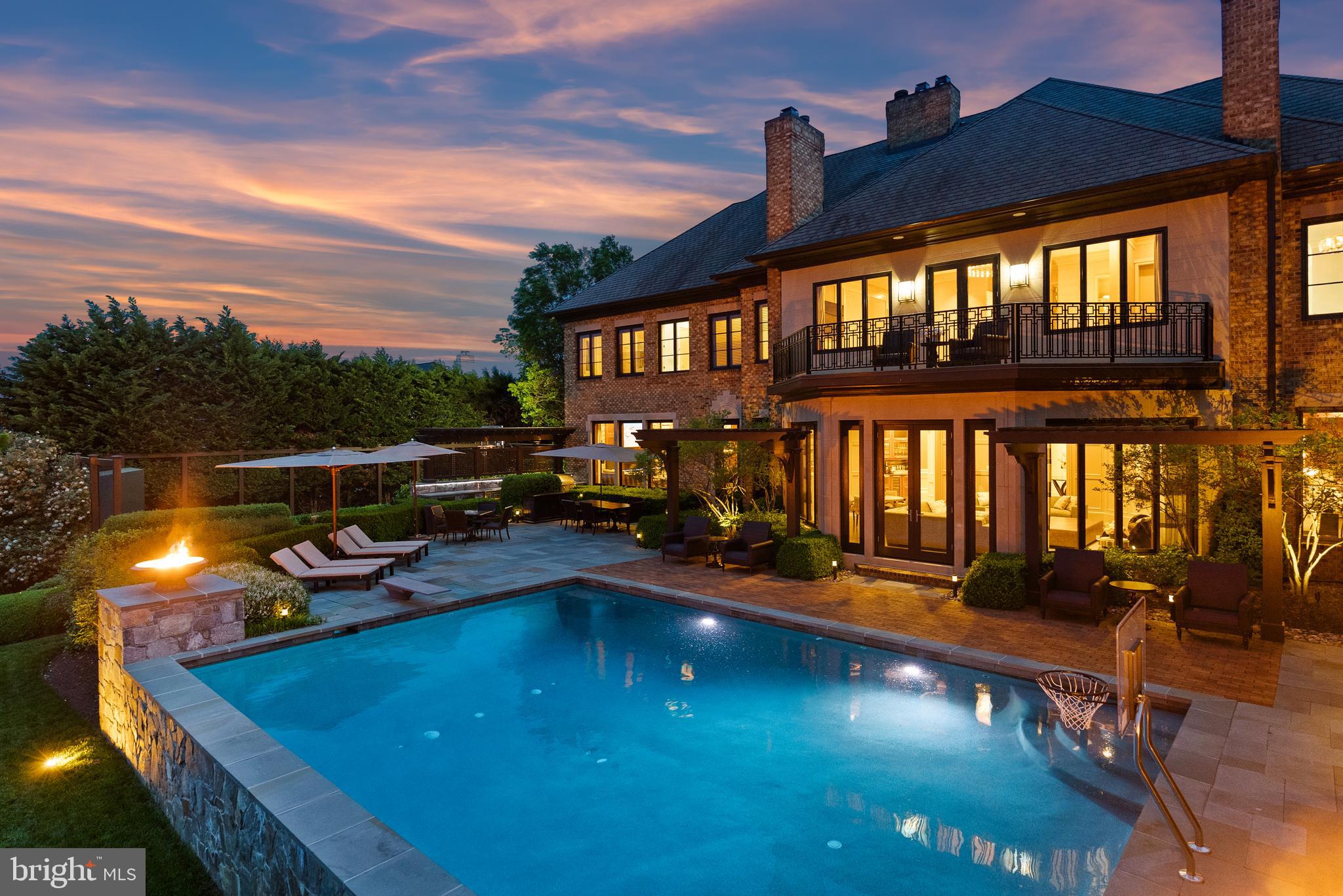 806 Coachway Annapolis, MD 21401 - Photo 43 of 43 a view of a swimming pool with furniture