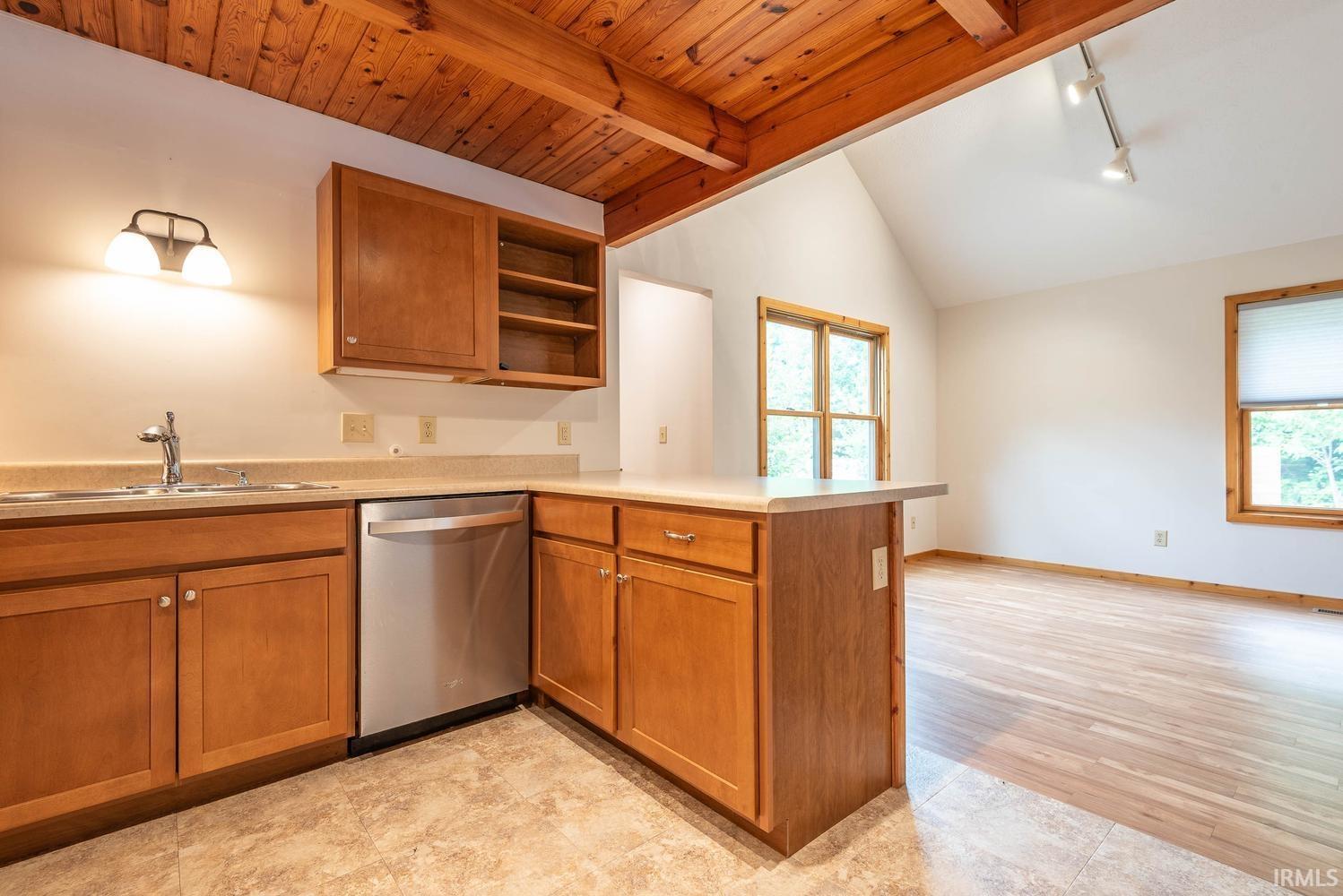 3850 South Snoddy Road Bloomington, IN 47401 - Photo 14 of 36