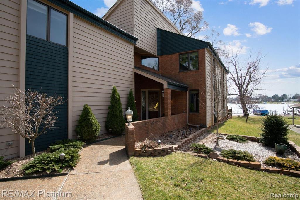 2637 Rubbins Road Howell, MI 48843 - Photo 54 of 56