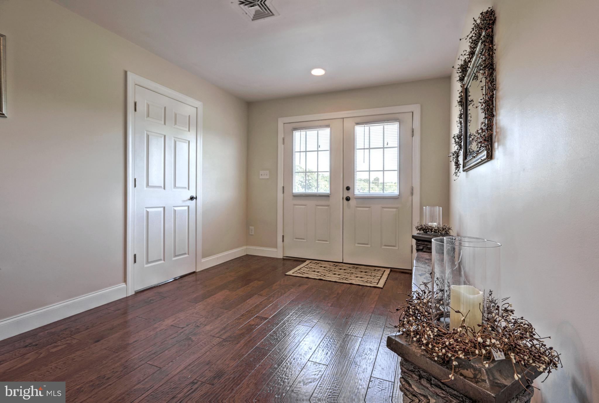 737 Taylor Road Windsor, PA 17366 - Photo 6 of 68
