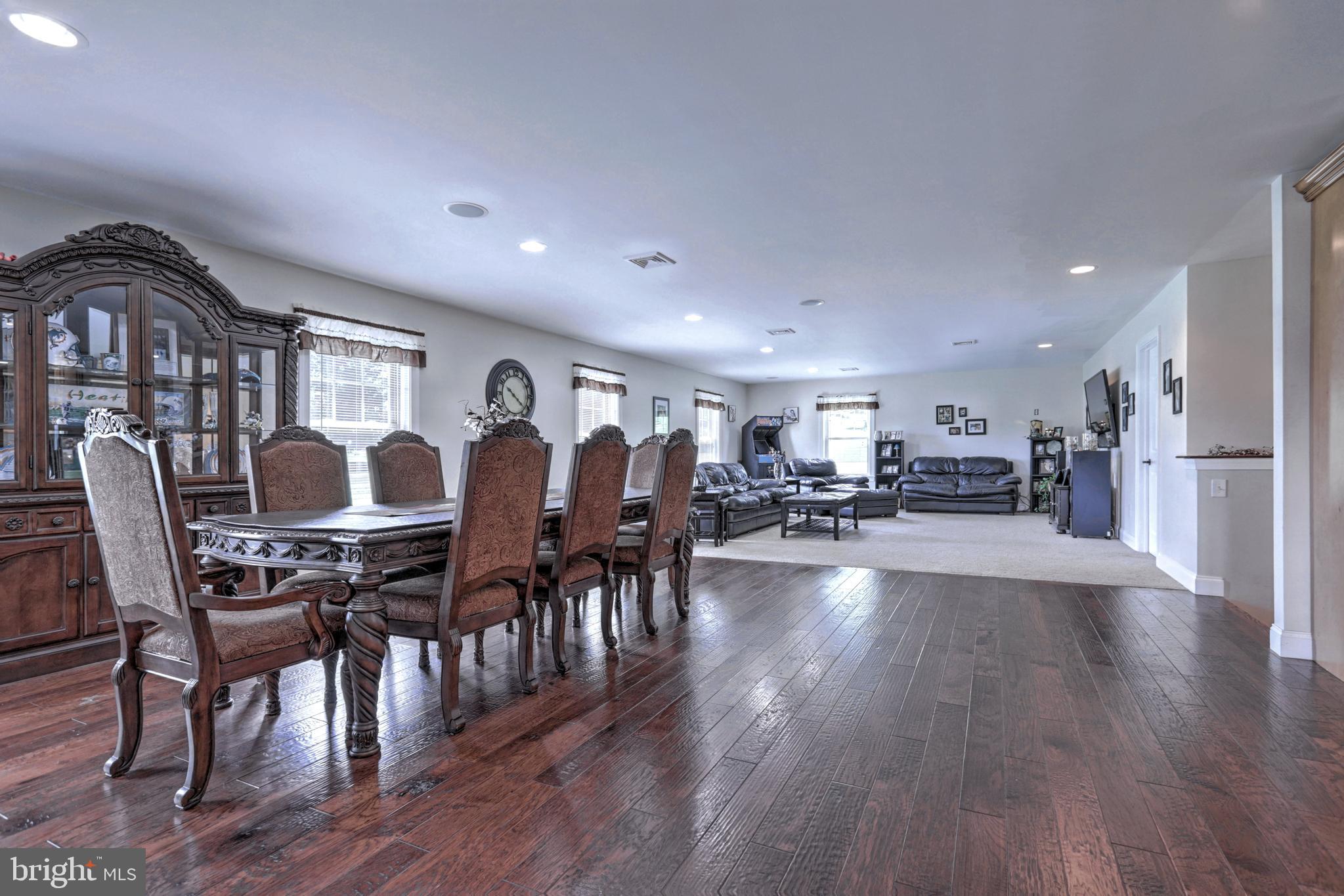 737 Taylor Road Windsor, PA 17366 - Photo 9 of 68