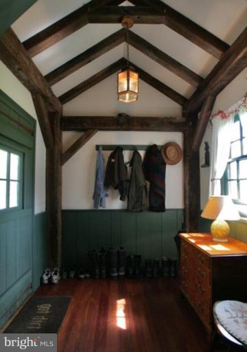 16133 Trenton Road Upperco, MD 21155 - Photo 26 of 30 Entrance / Foyer