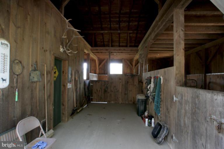 16133 Trenton Road Upperco, MD 21155 - Photo 9 of 30 Stable