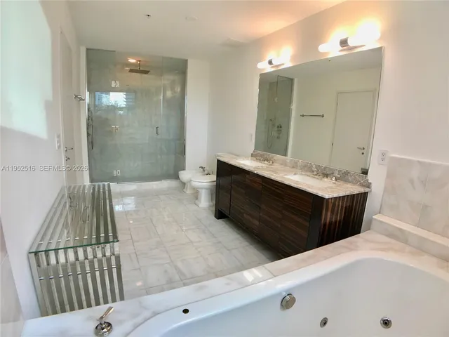 $20,000 | 50 South Pointe Drive, Unit LOFT4, Miami Beach, FL 33139