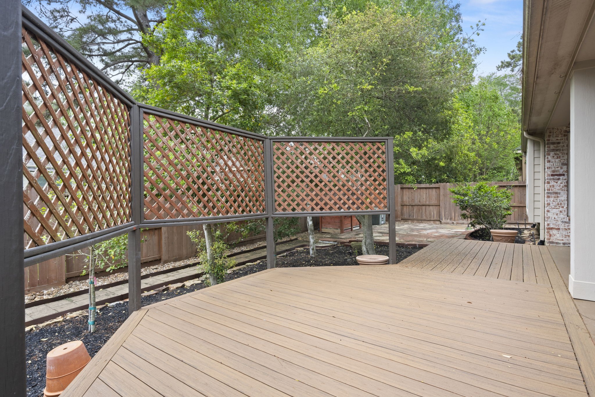 110 David Forest Lane Conroe, TX 77384 - Photo 6 of 35 a view of a roof deck