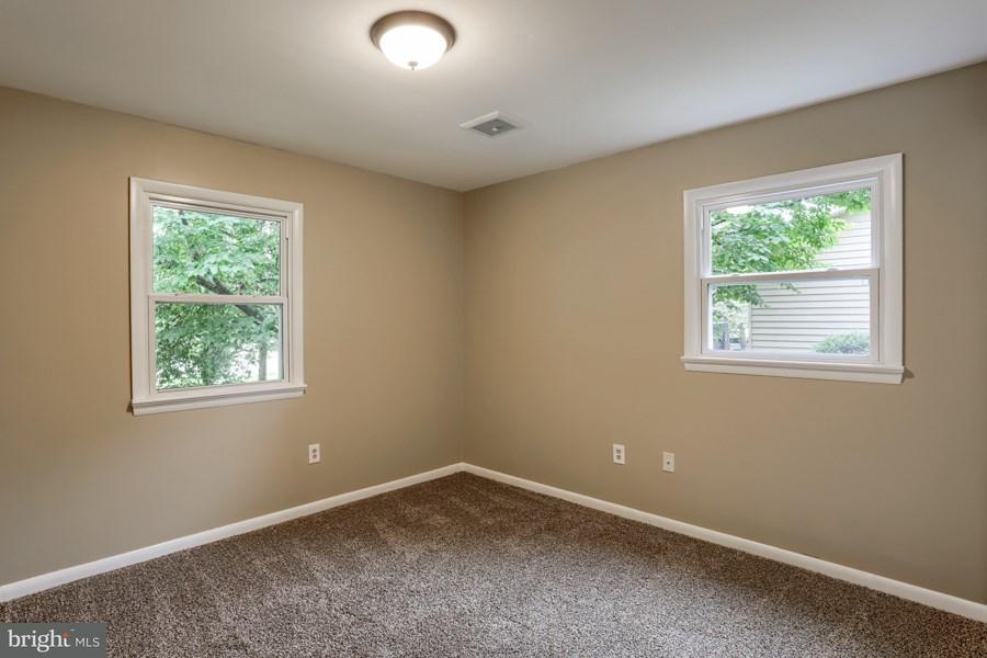 3232 South Scenic Road Harrisburg, PA 17109 - Photo 13 of 24 Gallery Image 13