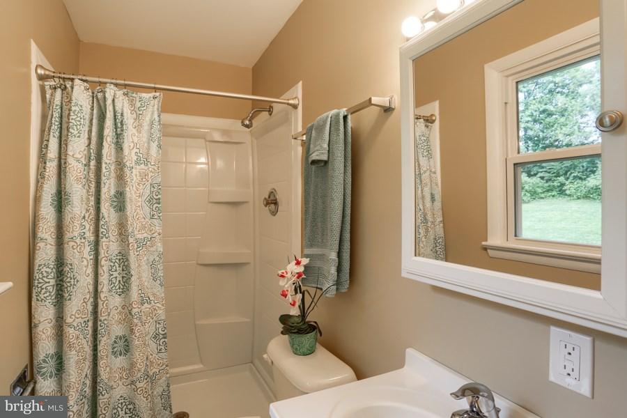 3232 South Scenic Road Harrisburg, PA 17109 - Photo 18 of 24 Gallery Image 18