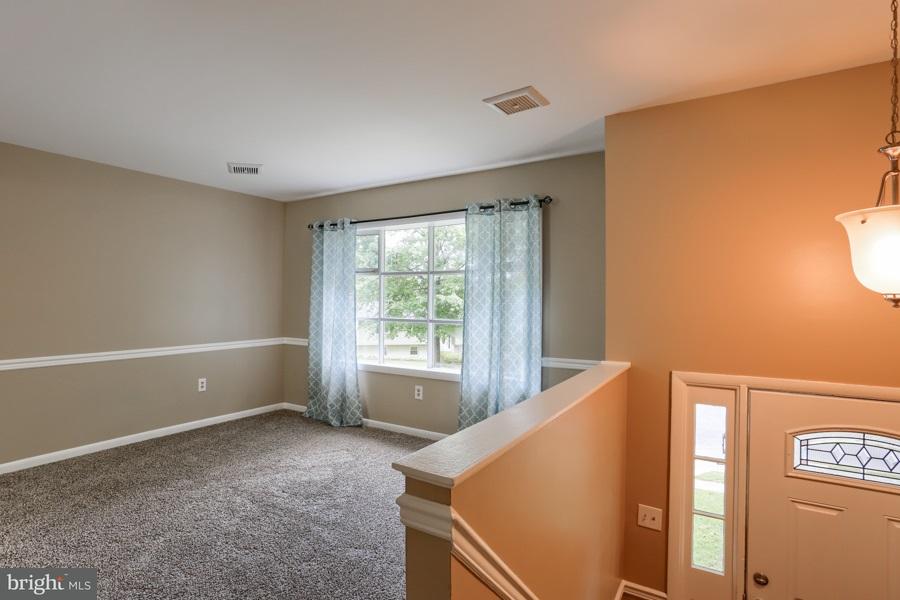 3232 South Scenic Road Harrisburg, PA 17109 - Photo 4 of 24 Gallery Image 4