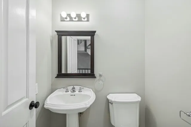 $1,195,000 | N1825 Town Hall Road, Walworth, WI 53184