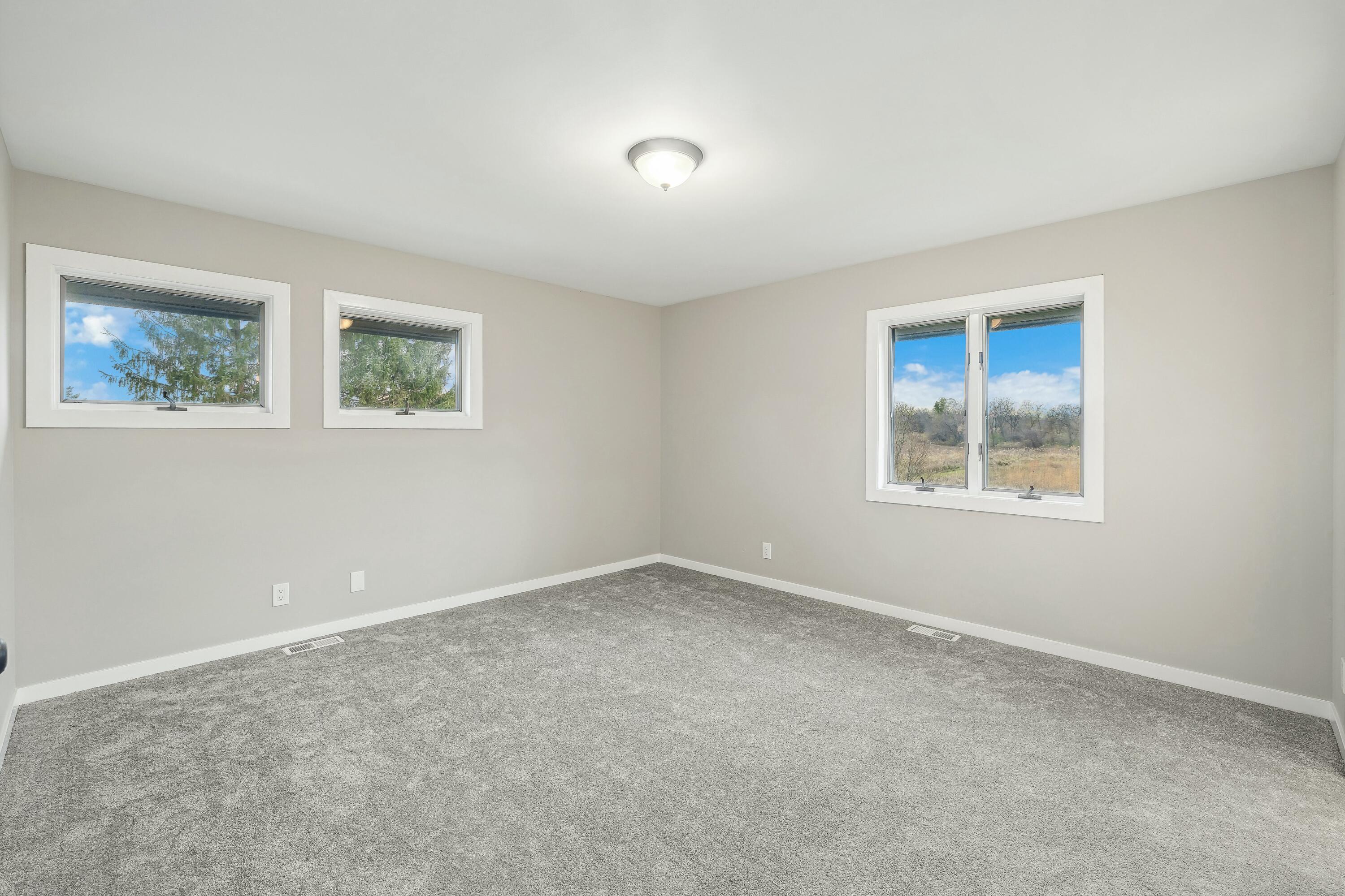 N1825 Town Hall Road Walworth, WI 53184 - Photo 24 of 33 Guest Bedroom
