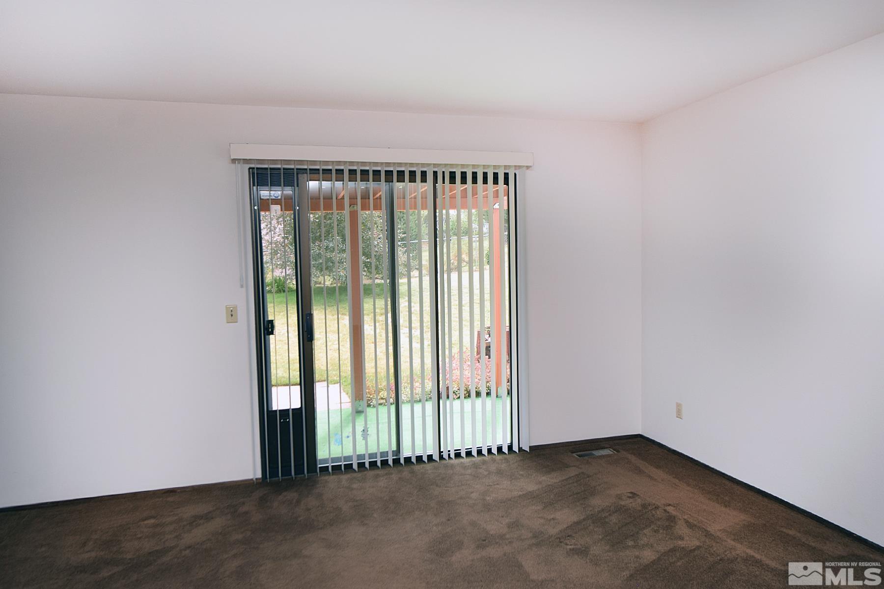 7520 Yorkshire Drive Reno, NV 89506 - Photo 11 of 37 Photo 11