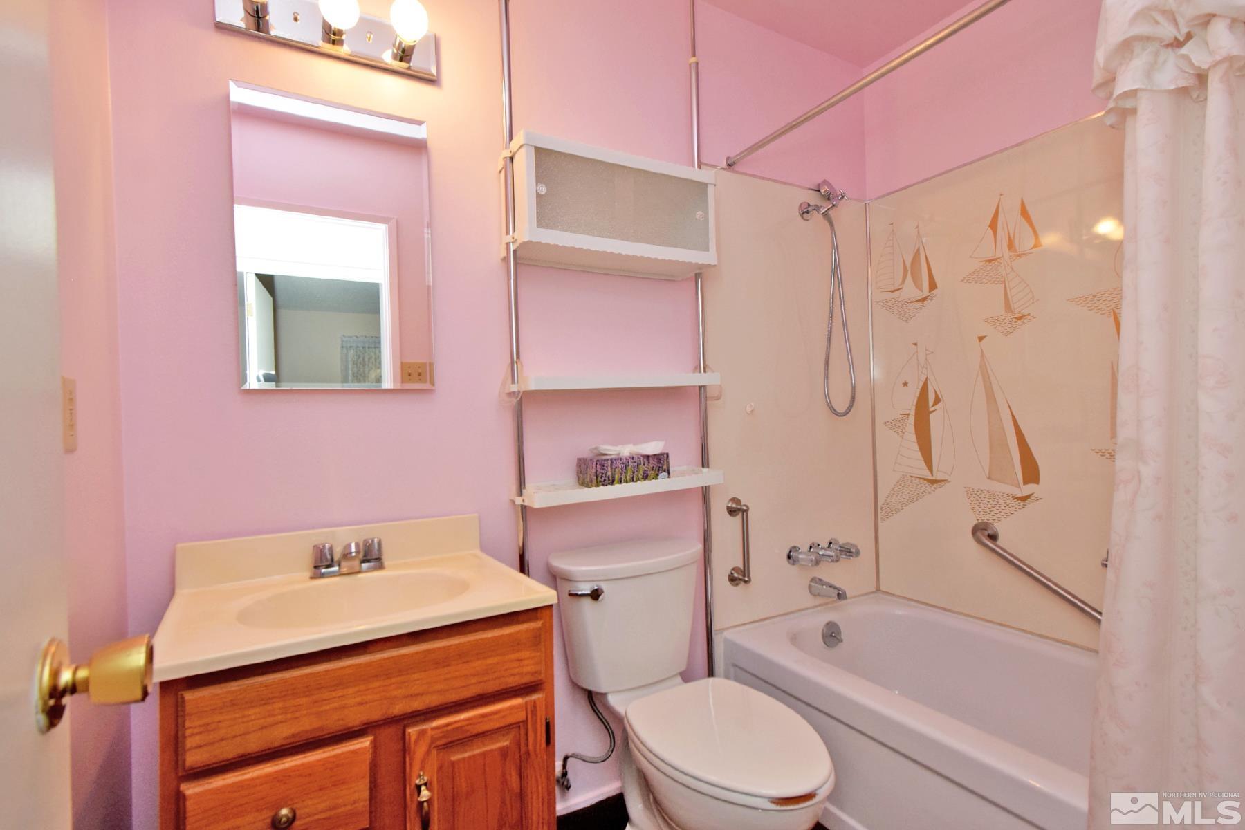 7520 Yorkshire Drive Reno, NV 89506 - Photo 21 of 37 Photo 21