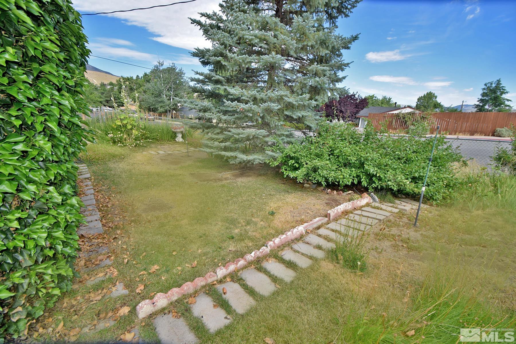 7520 Yorkshire Drive Reno, NV 89506 - Photo 34 of 37 Photo 34