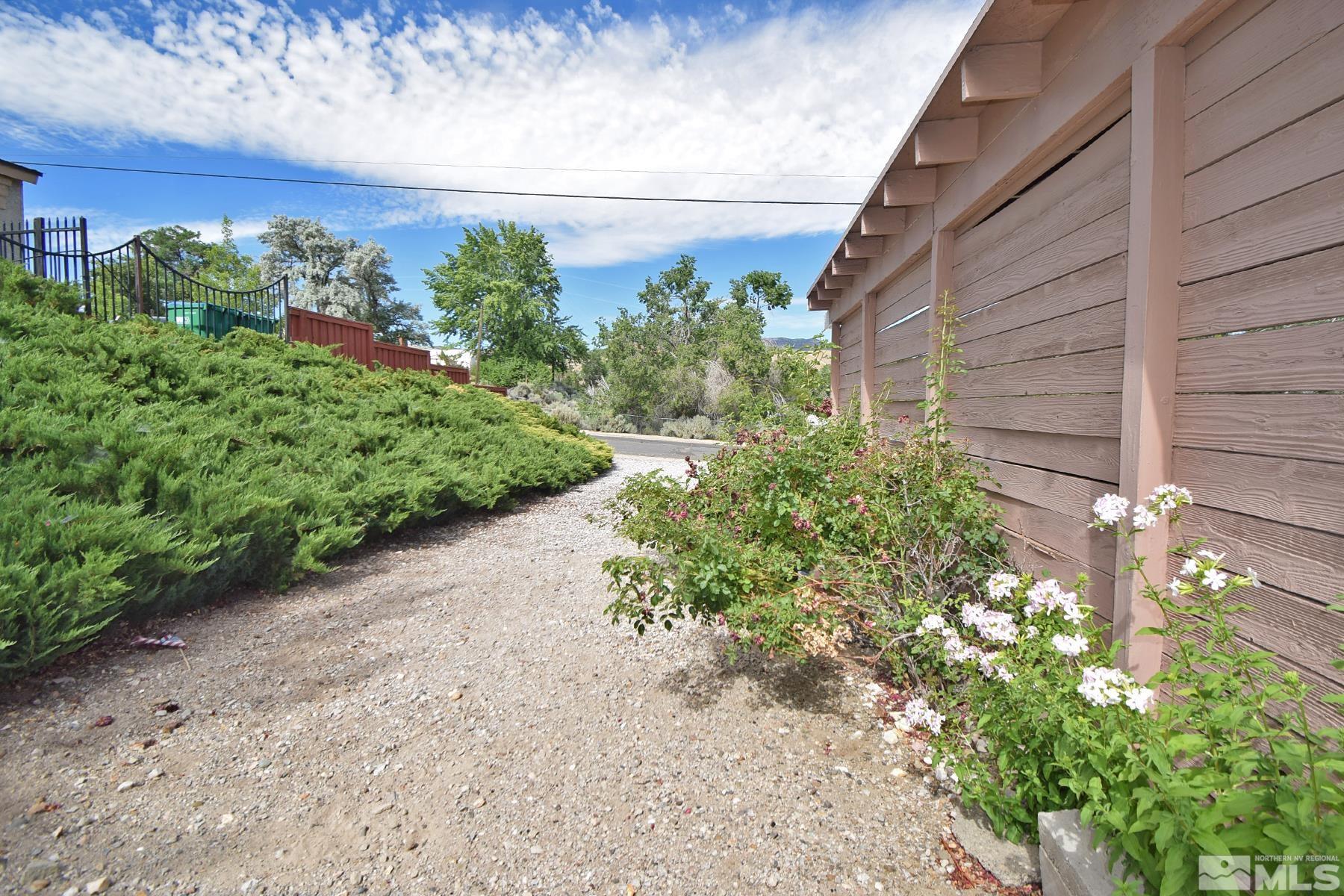 7520 Yorkshire Drive Reno, NV 89506 - Photo 36 of 37 Photo 36