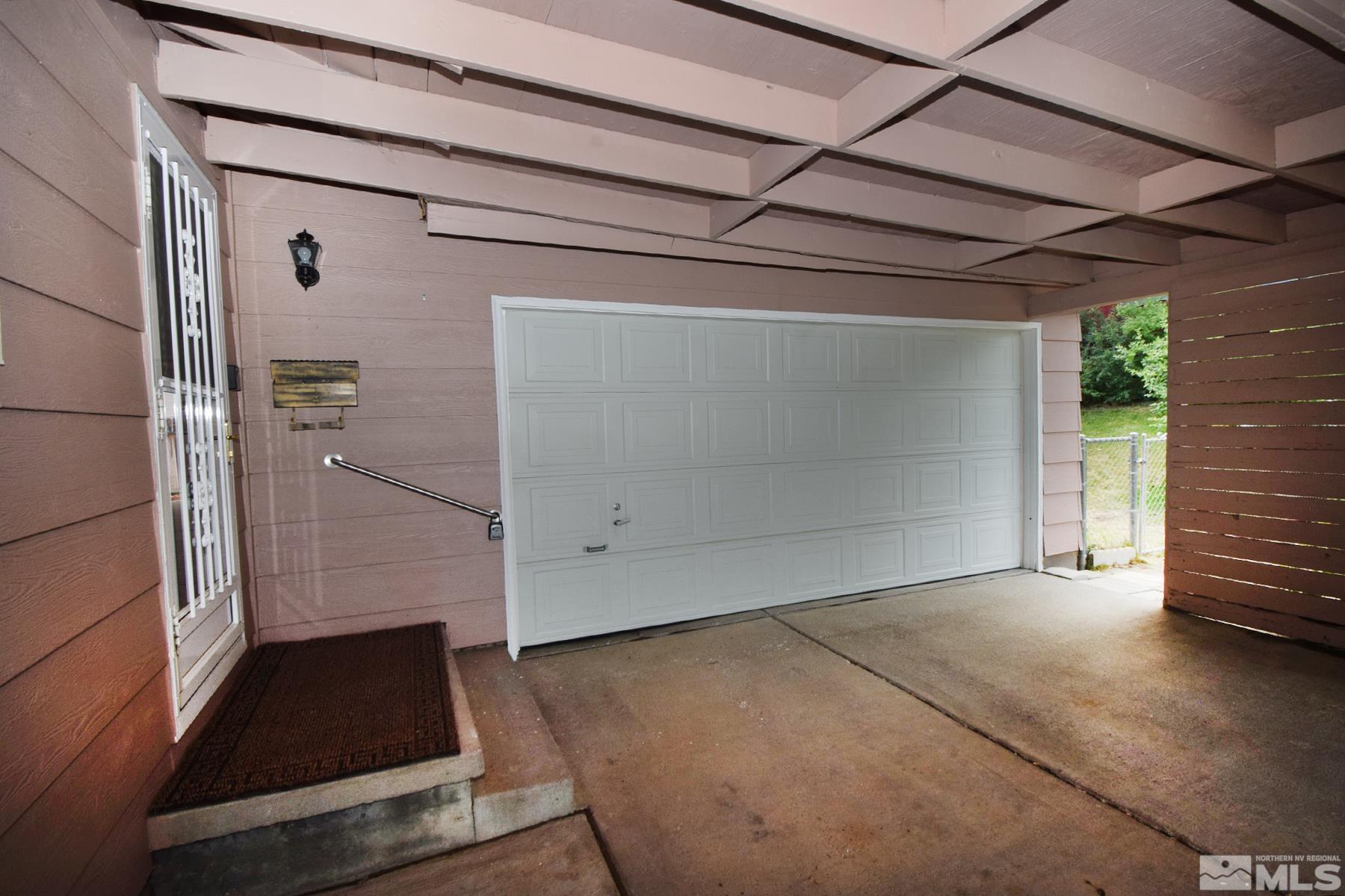 7520 Yorkshire Drive Reno, NV 89506 - Photo 5 of 37 Photo 5