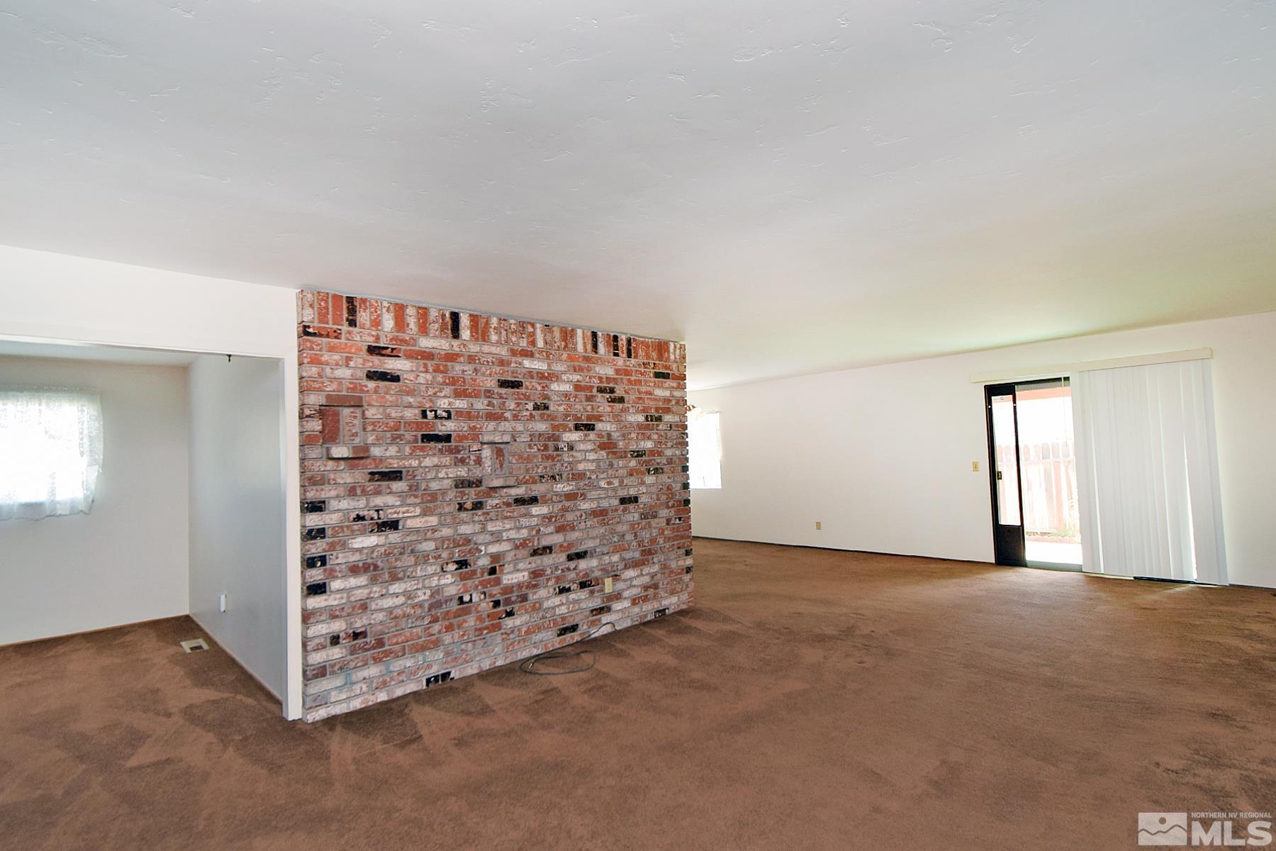 7520 Yorkshire Drive Reno, NV 89506 - Photo 8 of 37 Photo 8