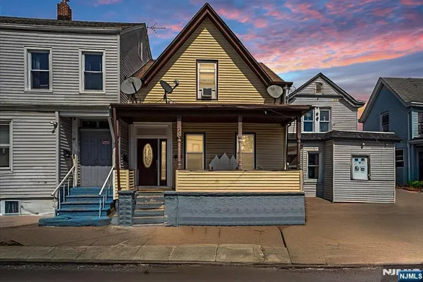 $499,900 | 94 Manchester Avenue, Paterson, NJ 07502