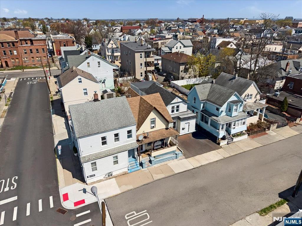 94 Manchester Avenue Paterson, NJ 07502 - Photo 31 of 36