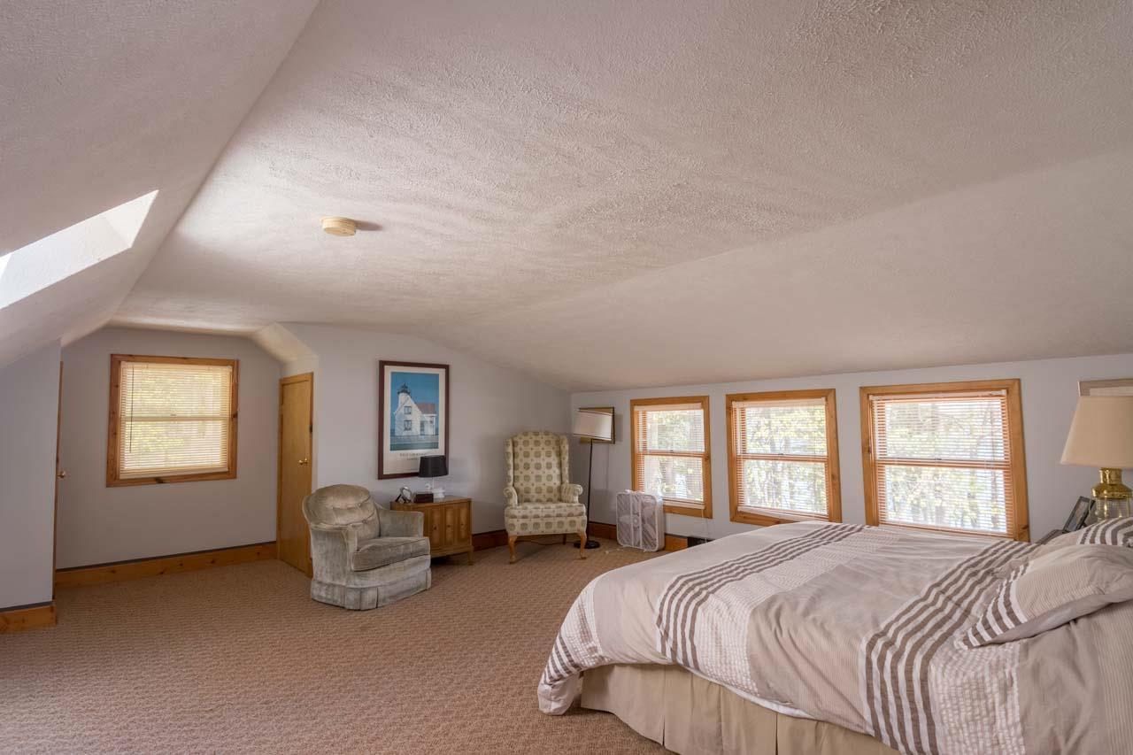44 East Traverse Lake Road Cedar, MI 49621 - Photo 27 of 31 1846670-26.JPG