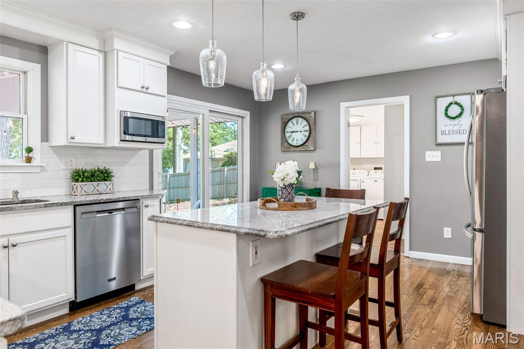 766 Elmwood Avenue Glendale, MO 63122 - Photo 13 of 42