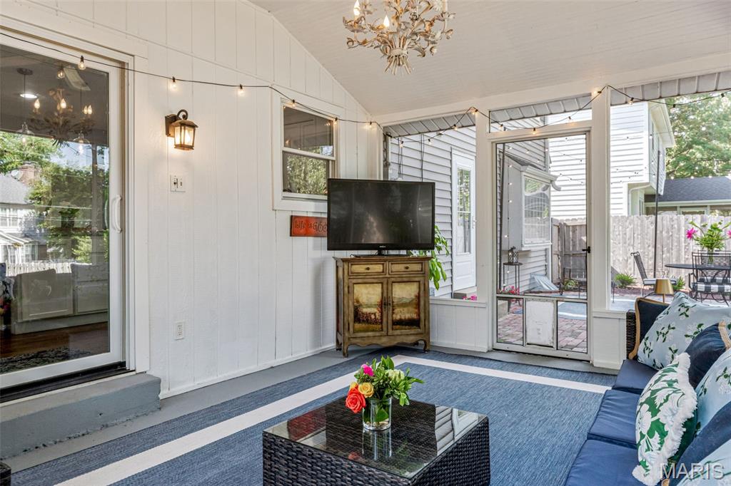 766 Elmwood Avenue Glendale, MO 63122 - Photo 34 of 42