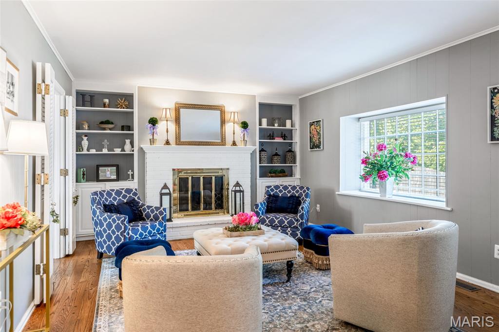 766 Elmwood Avenue Glendale, MO 63122 - Photo 9 of 42