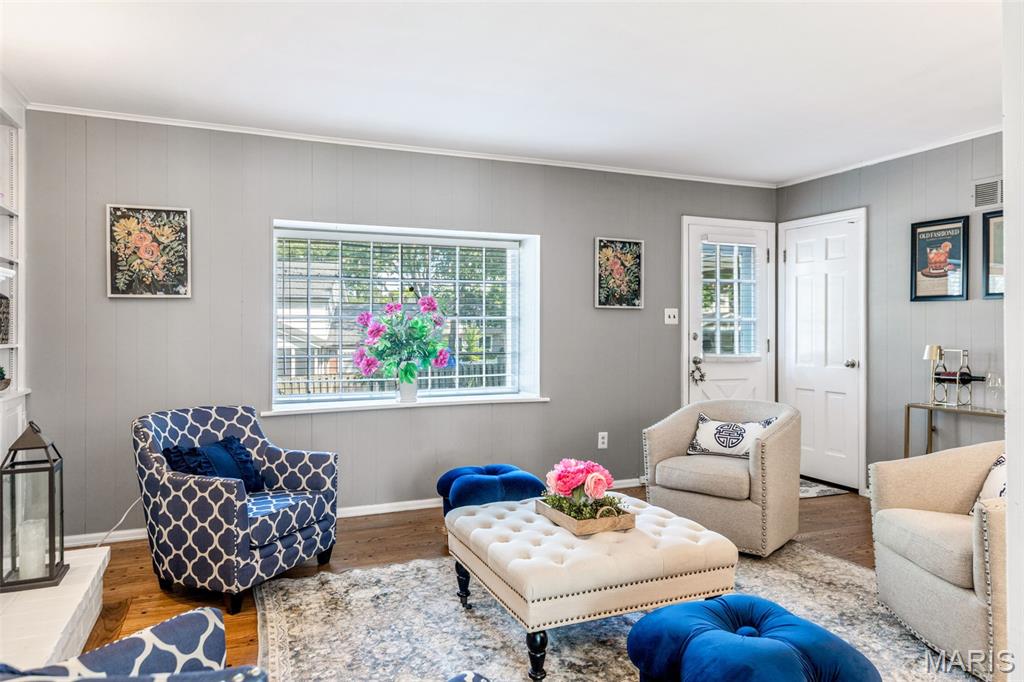 766 Elmwood Avenue Glendale, MO 63122 - Photo 10 of 42