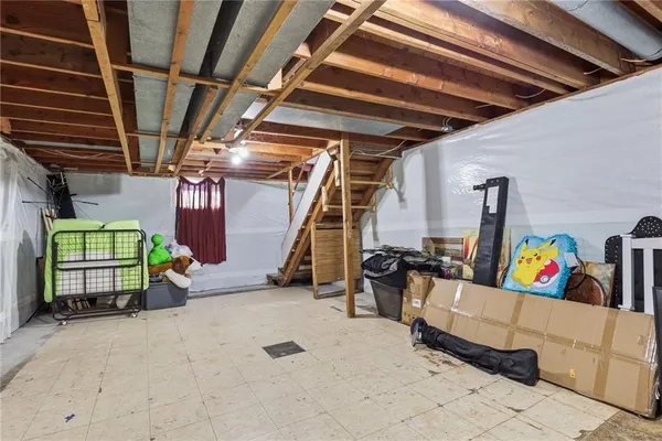 $340,000 | 511 East 92nd Street, Kansas City, MO 64131