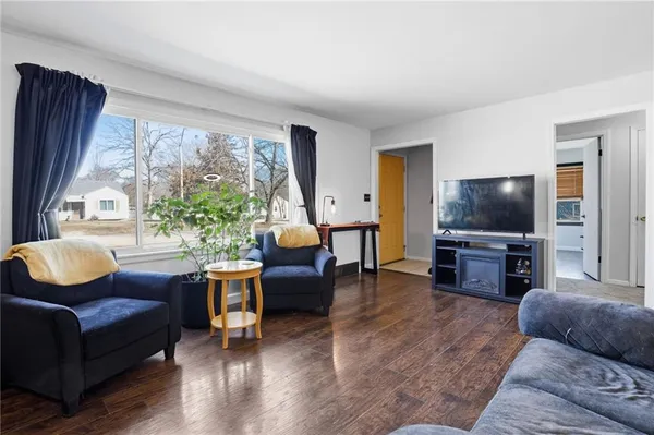 $340,000 | 511 East 92nd Street, Kansas City, MO 64131