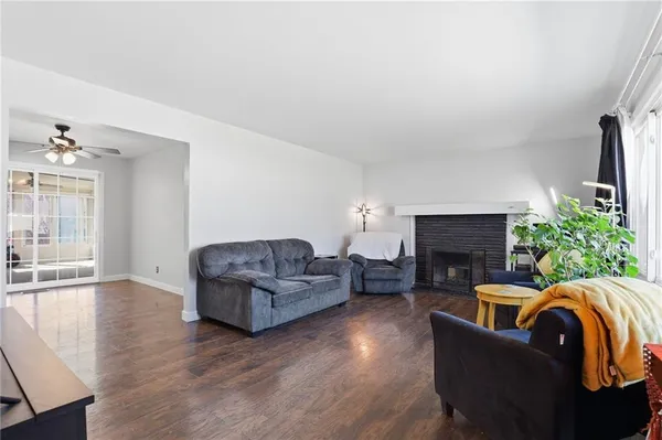 $340,000 | 511 East 92nd Street, Kansas City, MO 64131