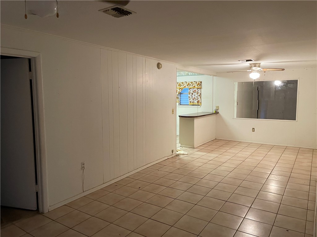 1101 Dewey Avenue Alice, TX 78332 - Photo 3 of 17