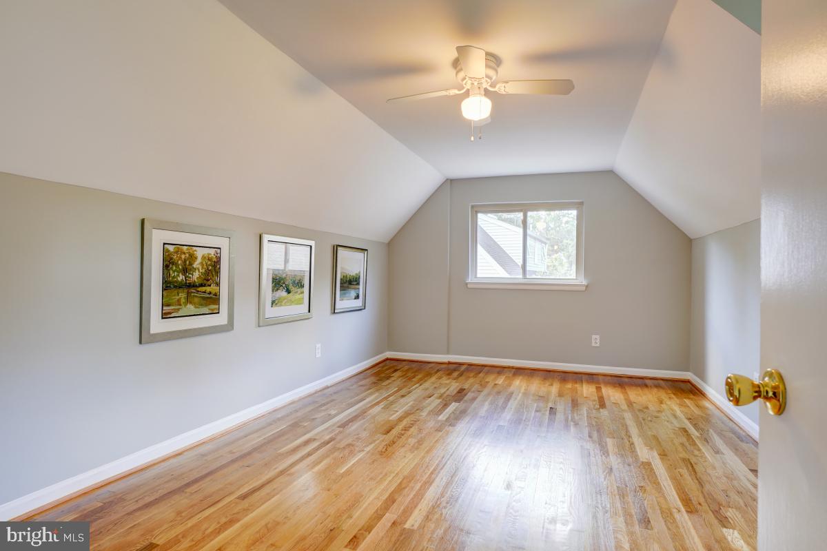 4611 Strathblane Place Alexandria, VA 22304 - Photo 24 of 34 Upper level BR 4