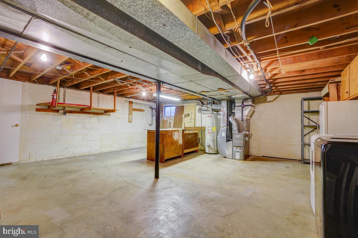 4611 Strathblane Place Alexandria, VA 22304 - Photo 29 of 34 Lower level with lots of room for storage