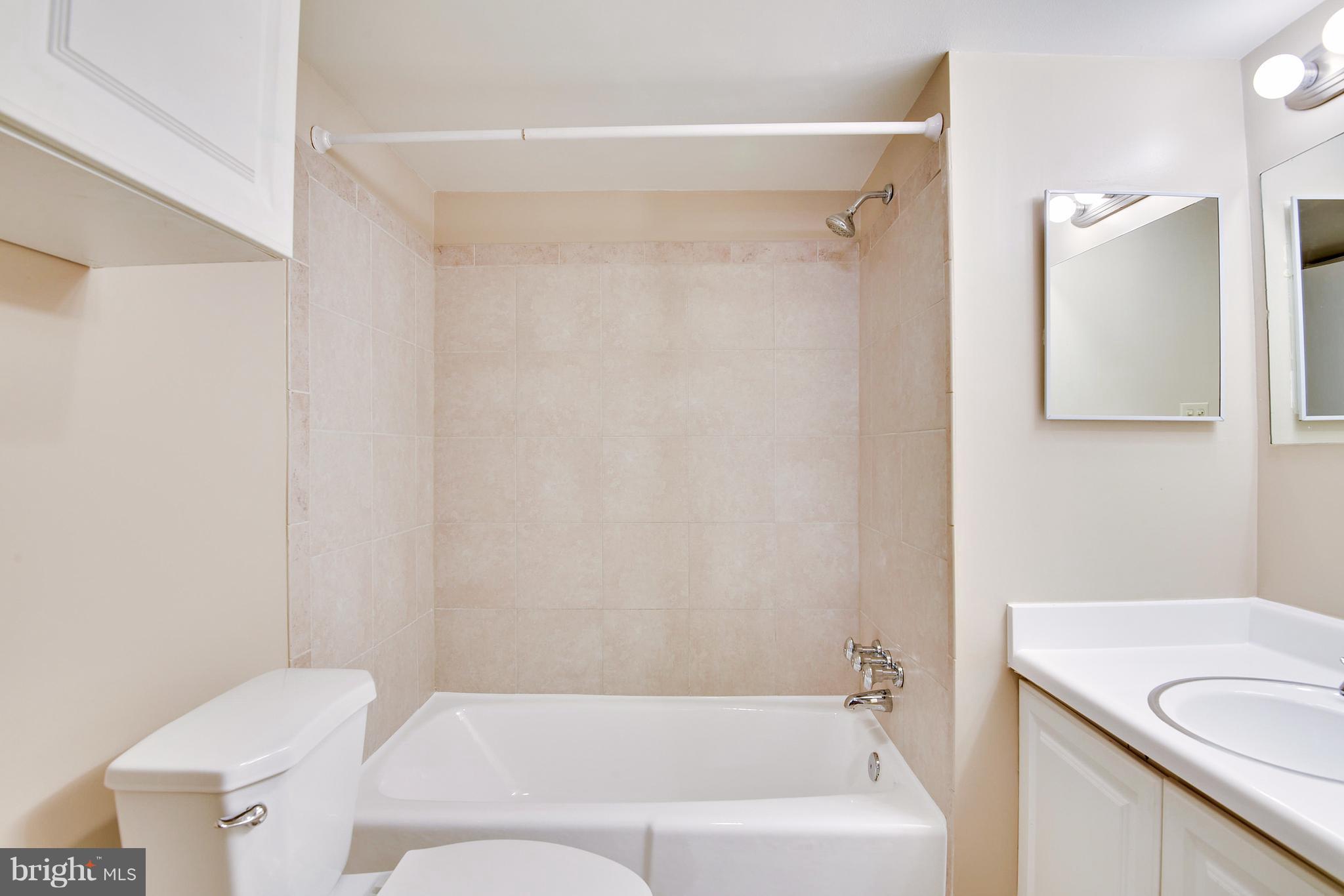 17822 Buehler Road, Unit 3D3 Olney, MD 20832 - Photo 18 of 30 Bath