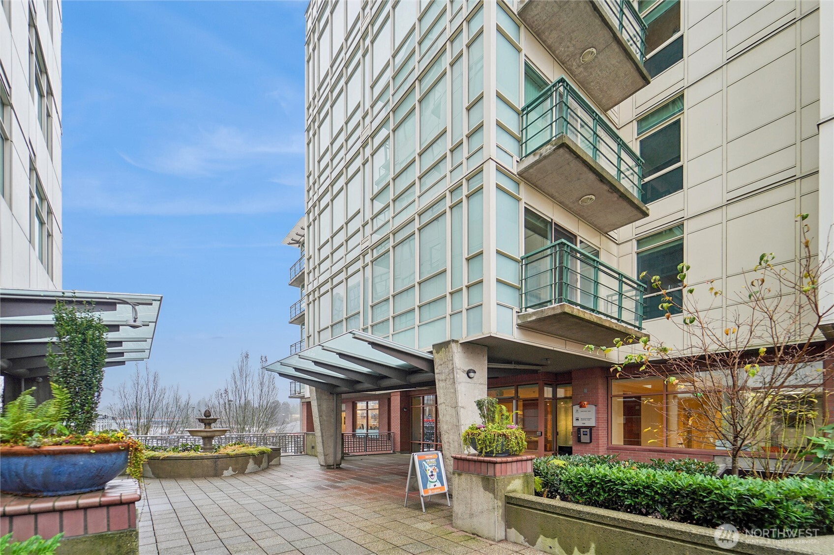 1188 106th Avenue Northeast, Unit 322 Bellevue, WA 98004 - Photo 3 of 19