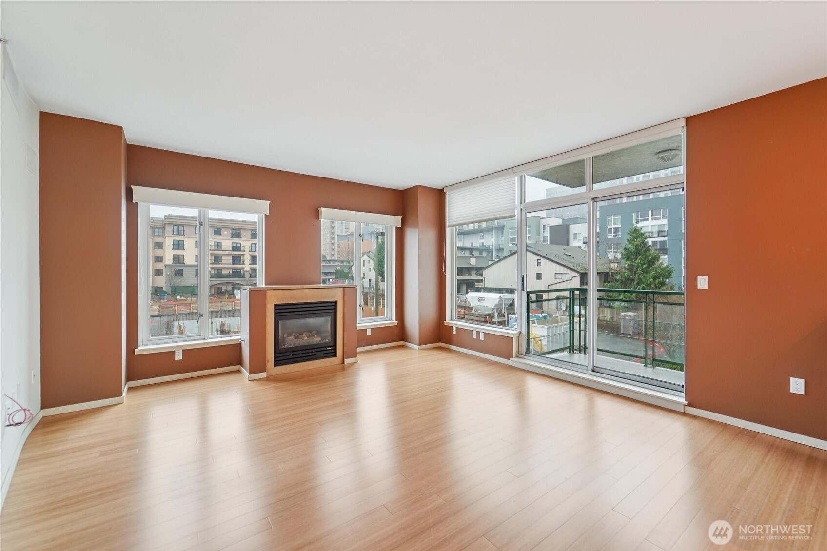 1188 106th Avenue Northeast, Unit 322 Bellevue, WA 98004 - Photo 4 of 19