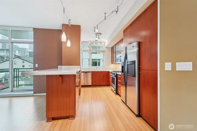 $3,495 | 1188 106th Avenue Northeast, Unit 322, Bellevue, WA 98004