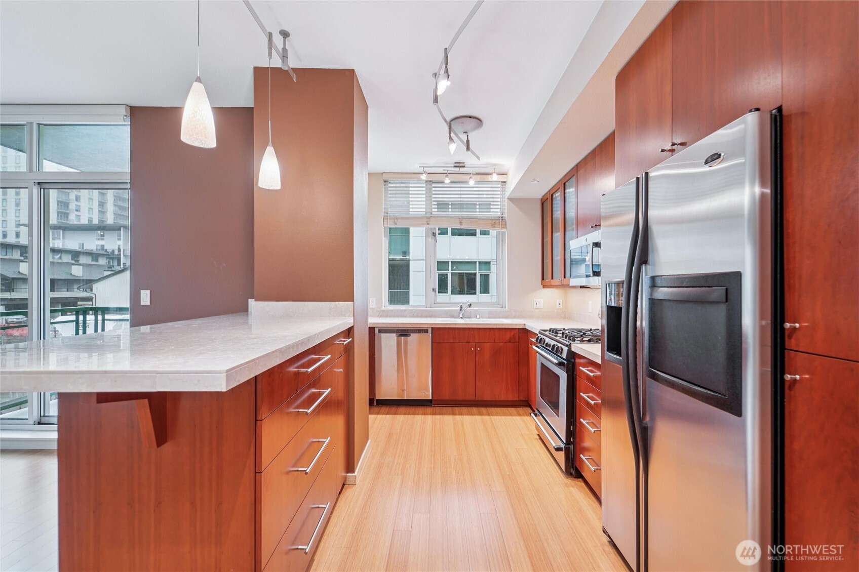 1188 106th Avenue Northeast, Unit 322 Bellevue, WA 98004 - Photo 9 of 19