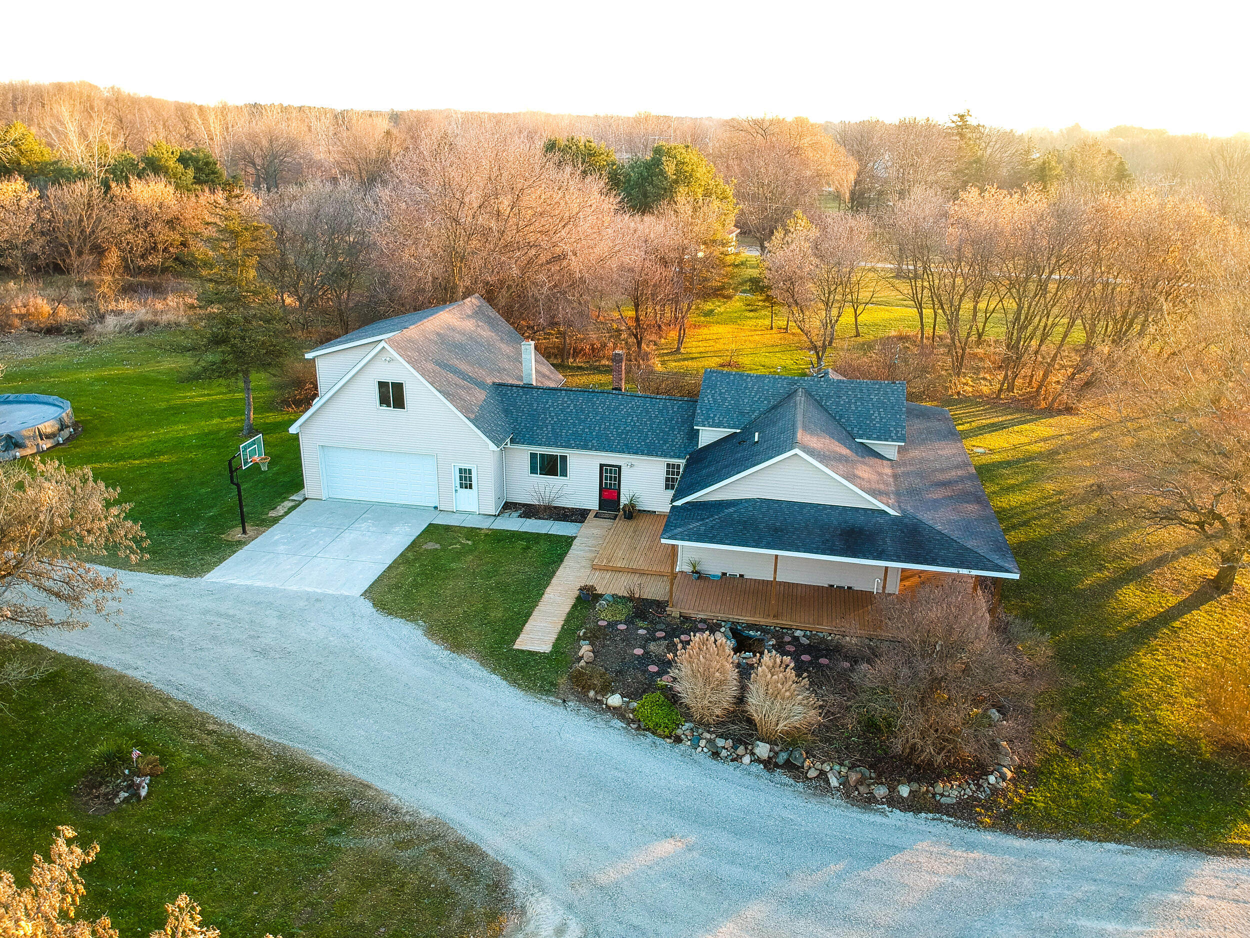 12172 Speaker Road Yale, MI 48097 - Photo 1 of 41 DJI_0039