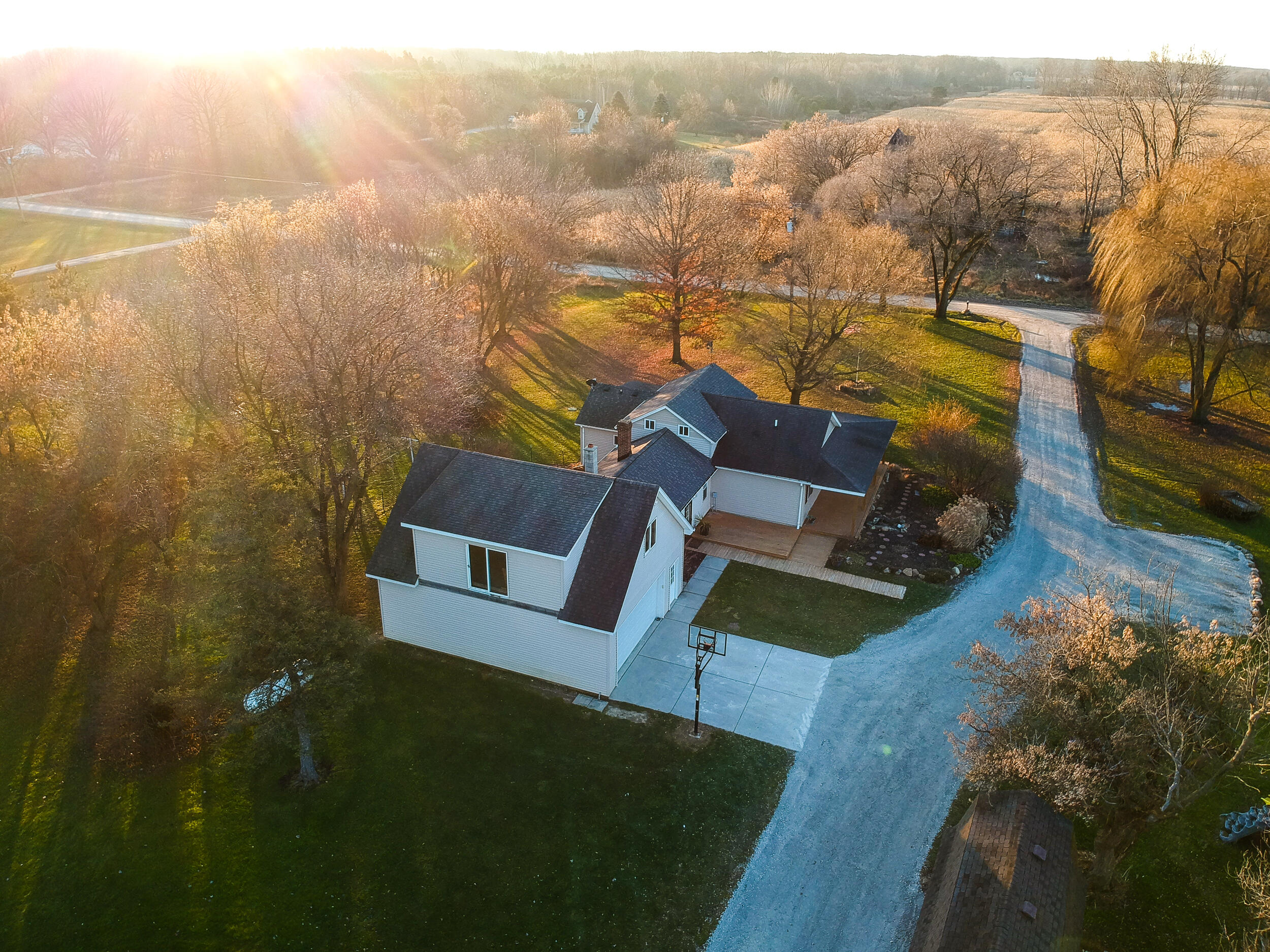 12172 Speaker Road Yale, MI 48097 - Photo 4 of 41 DJI_0044