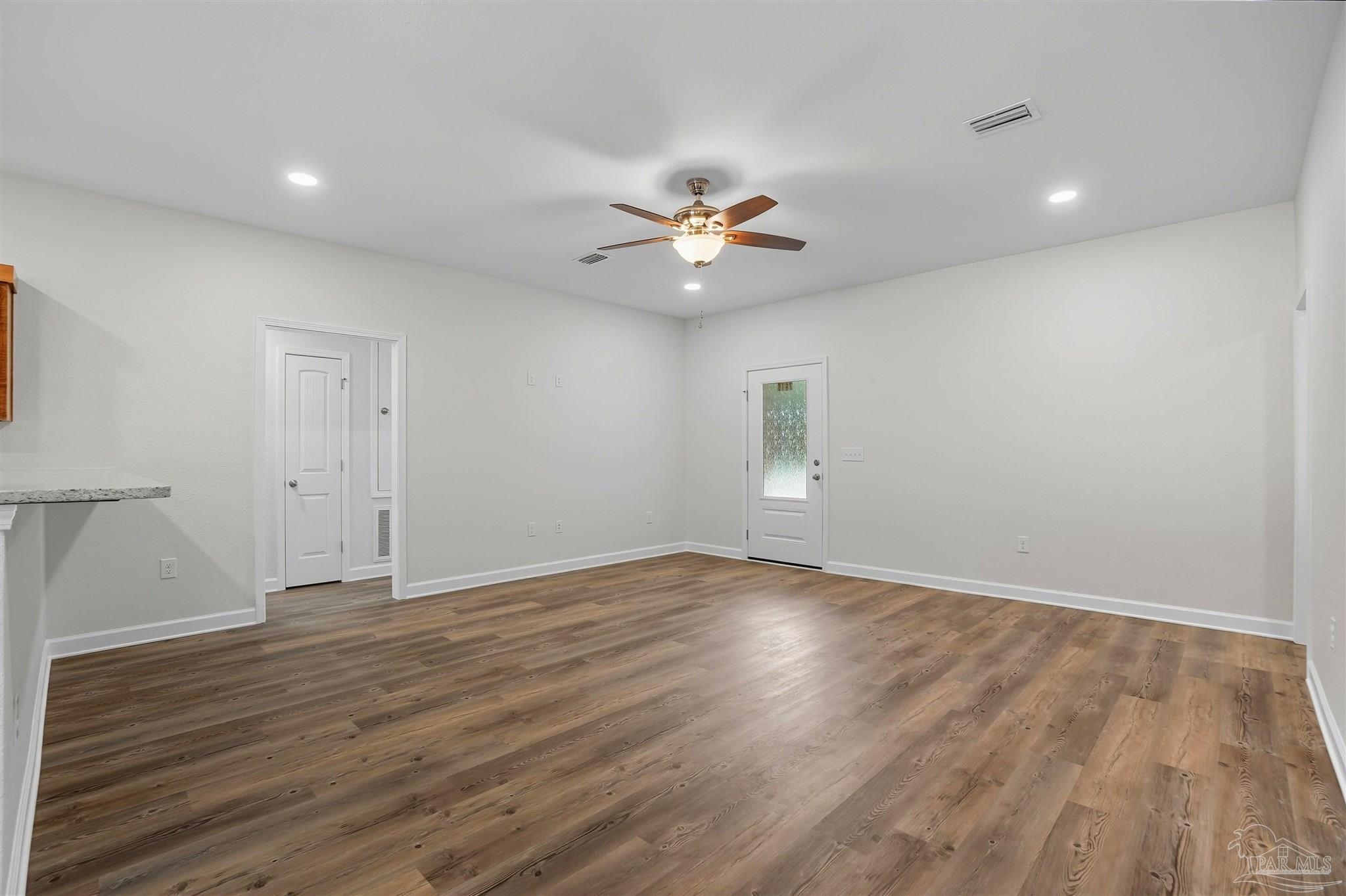 7616 Homerun Road Milton, FL 32583 - Photo 6 of 35 Gallery Image 6