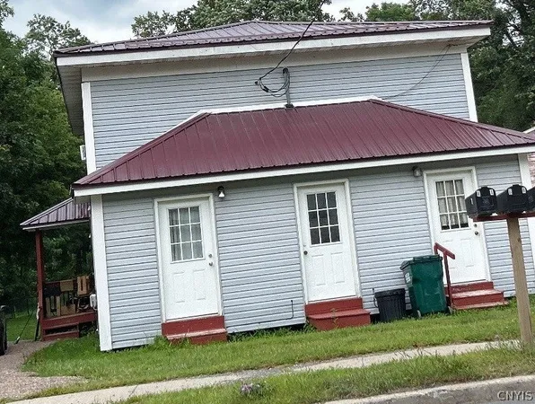 $1,400 | 335 B Church Street, Hannibal, NY 13074
