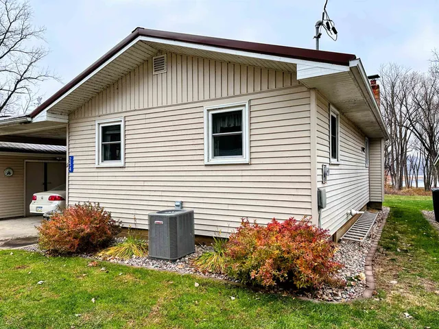 $120,000 | 254 Mallard Lane, Garnavillo, IA 52049