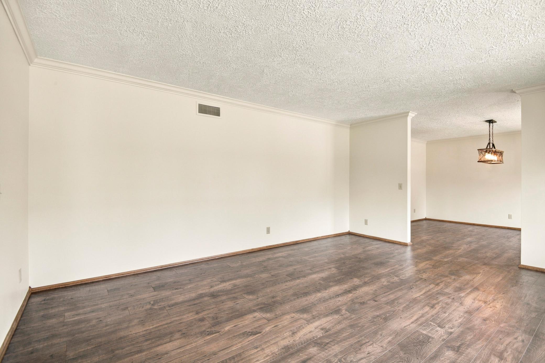 402 24th Street Southwest Austin, MN 55912 - Photo 17 of 60 Gallery Image 17
