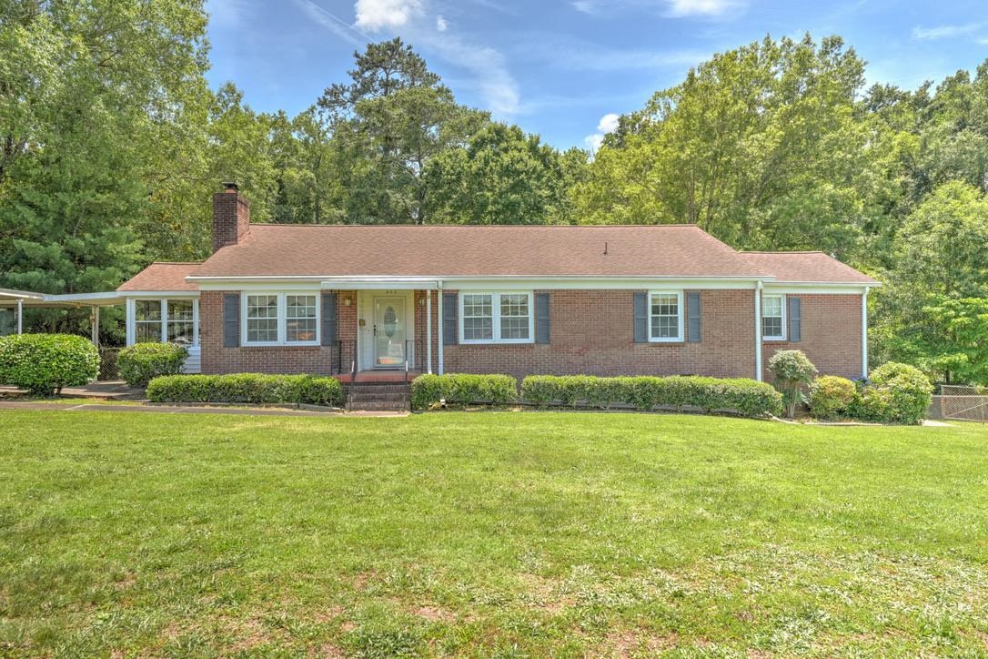 902 Arthur Boulevard Union, SC 29379 - Photo 1 of 48