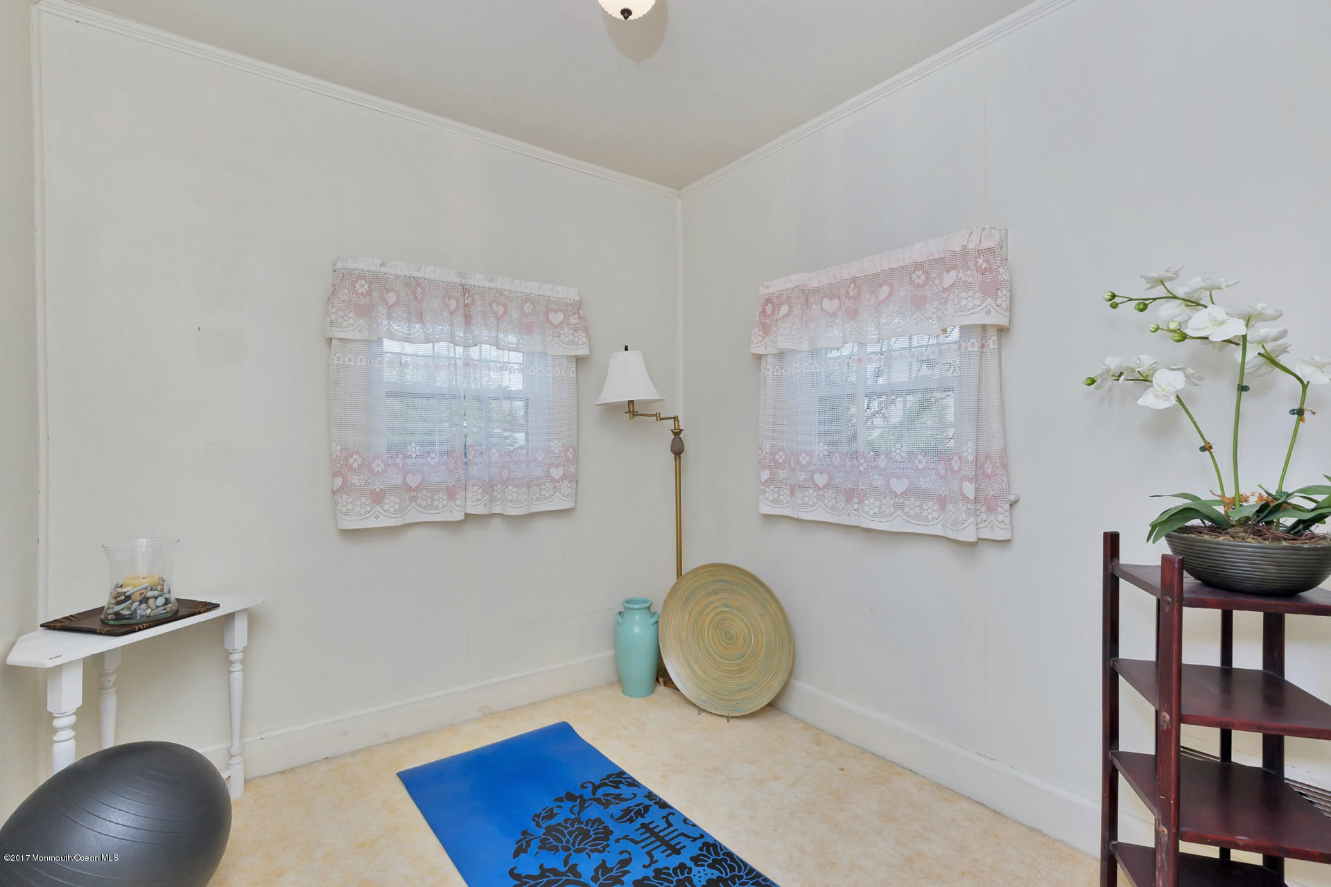 302 Ocean Road Spring Lake, NJ 07762 - Photo 8 of 35 019-233430-IMG_2716_5108031