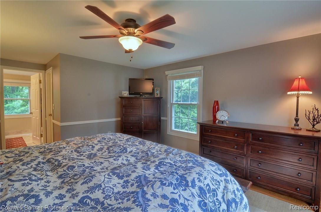 836 Foxhall Road Bloomfield Hills, MI 48304 - Photo 21 of 31 Master_Bedroom_3rd_View.jpg